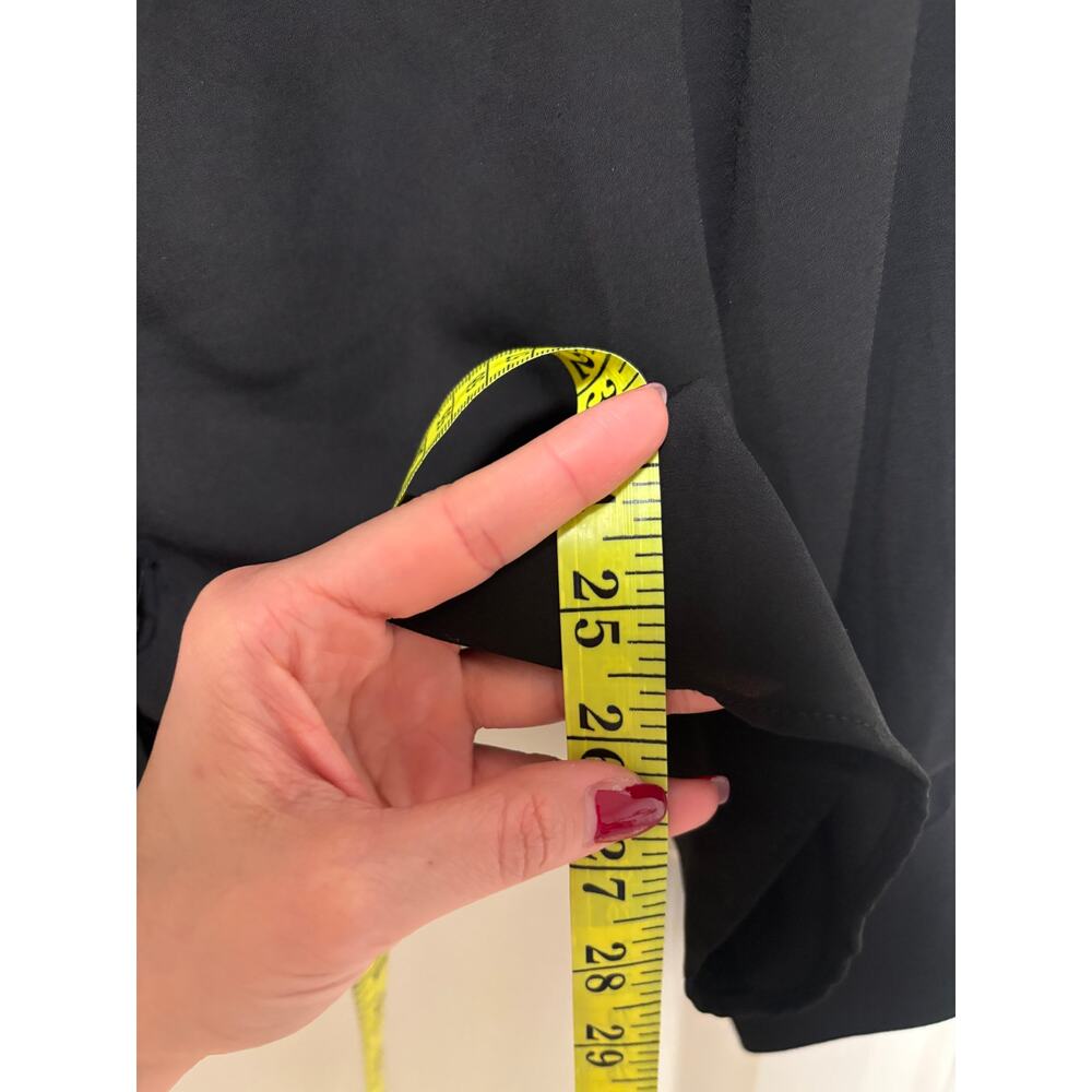 Tahari Black Button Down Shirt Large Women's - Picture 6 of 8